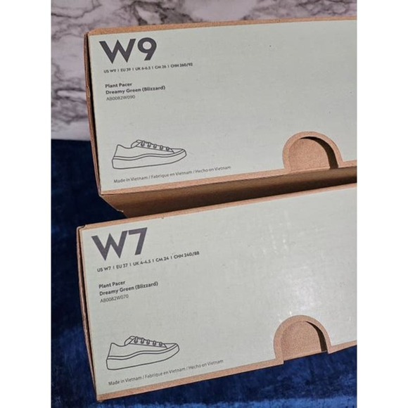 Allbirds Plant Pacer Green W 9 - Picture 3 of 3